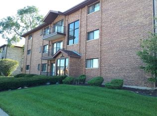 10900 Central Ave APT 3B, Chicago Ridge, IL 60415