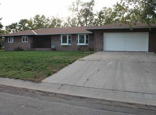 1310 E 4th St, Crofton, NE 68730