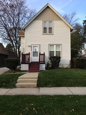 670 Congdon Ave photo 1