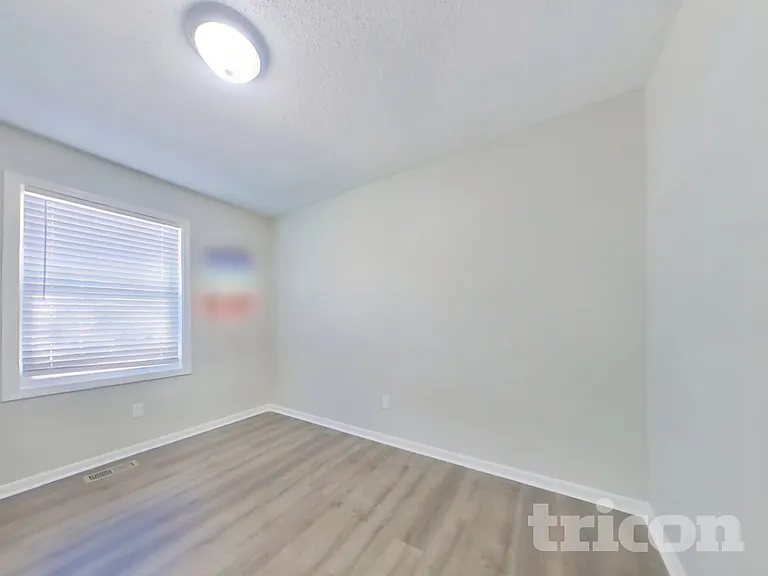 8835 NE 73rd Ct — Photo 10