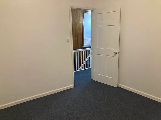 Rented by 18 REALTY | media 12