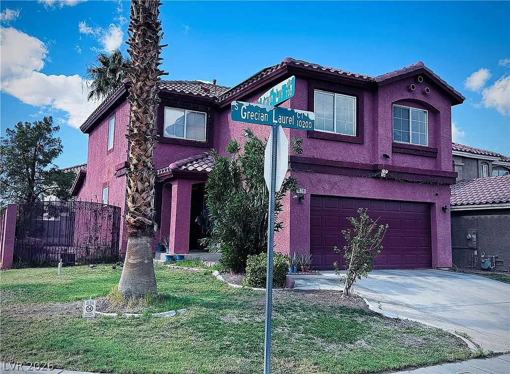4 bed, 2.5 bath, 1741 sqft, $2,195 — Photo 1