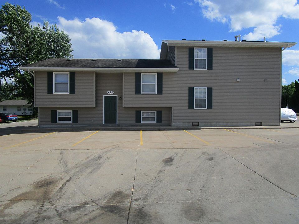 1st image of 421 W Scott St APT A