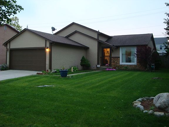 2nd image of 4091 Basswood Ave
