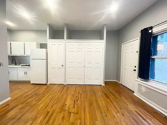 5th image of 553 Meeker Ave #2C