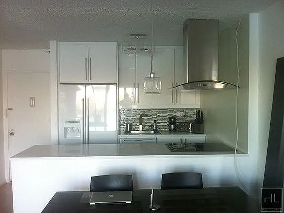 2nd image of 25-40 Shore Blvd #15S