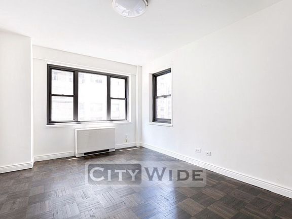 3rd image of 405 E 56th St APT 8B