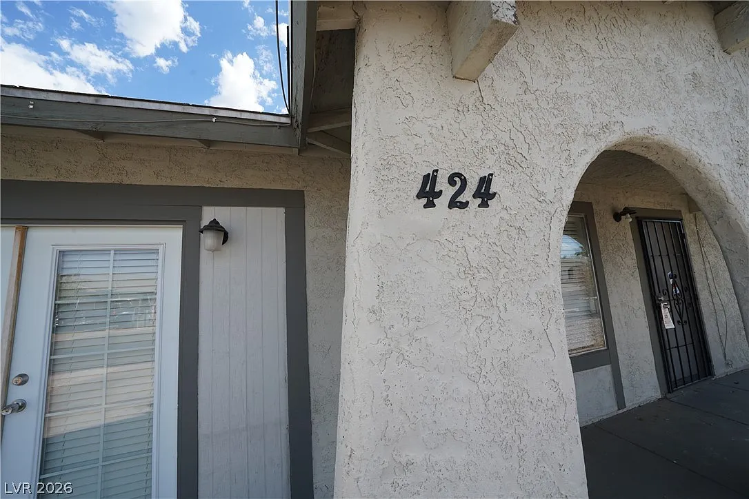 3 bed, 1.0 bath, 1500 sqft, $1,795 — Photo 4