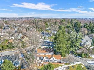 88 Arlington St, Winchester, MA 01890