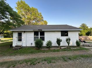 2814 Triangle Lake Rd, High Point, NC 27260