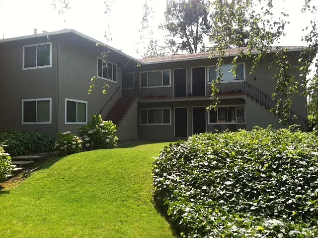 168 Towne Ter #2 — Photo 6
