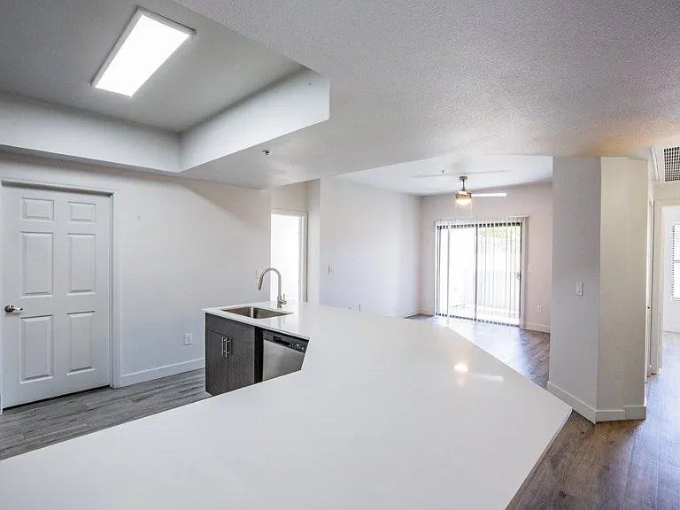 Colton Apartments — Photo 35
