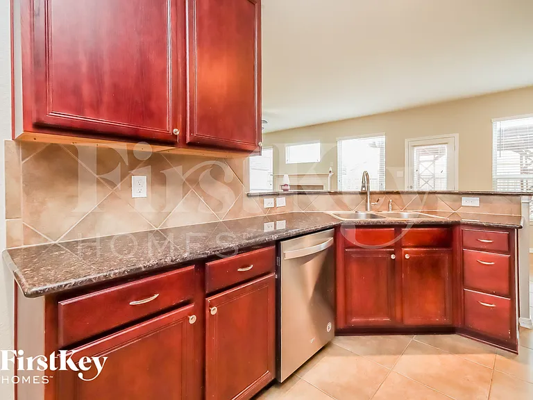 6707 Level Pond Ln — Photo 6