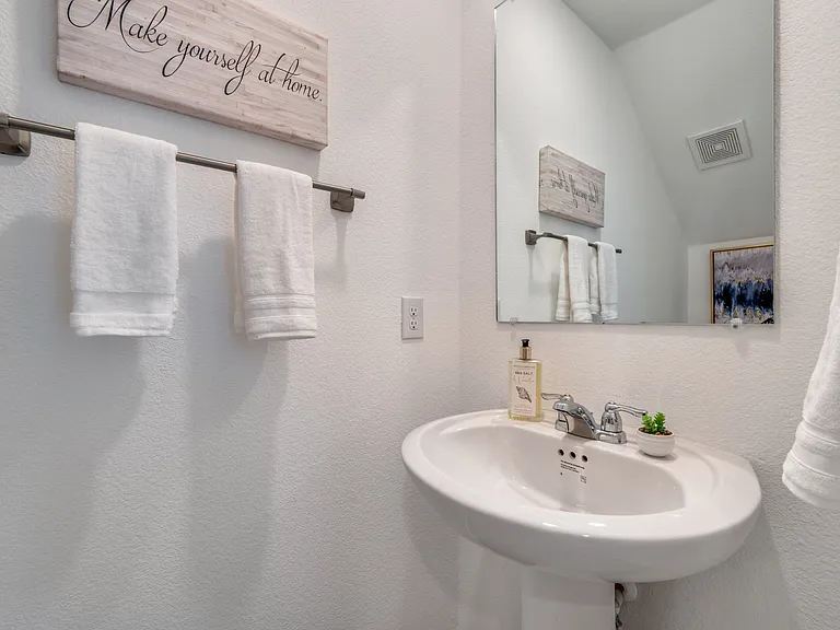3148 Harper St — Photo 22