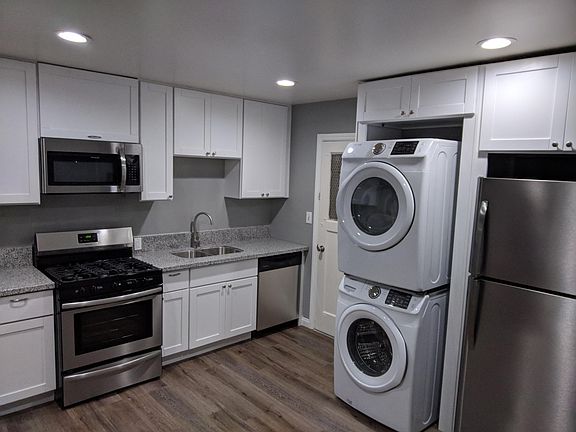 Just remodeled kitchen, brand new stainless steel appliances