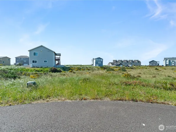 471 Hilo Court, Ocean Shores, WA 98569
