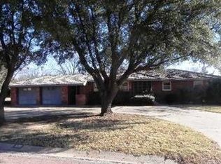 620 N 16th St, Frederick, OK 73542