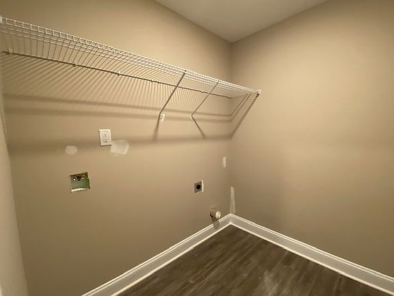 5th image of 198 Chalet Hls Lot 198