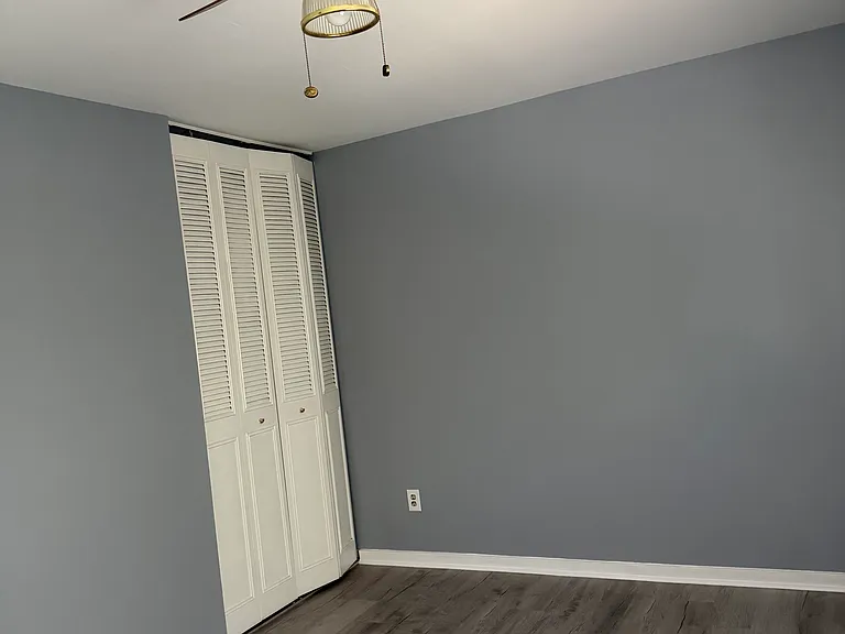 222 Knightsmanor Ct — Photo 11