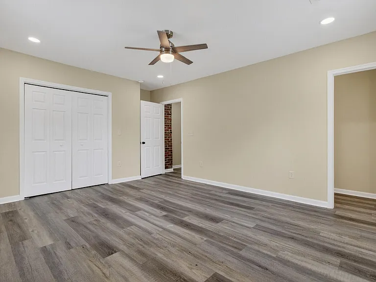 2116 Commander Rd — Photo 25