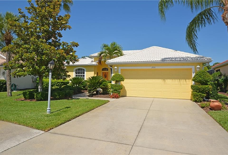1st image of 2931 Royal Palm Dr