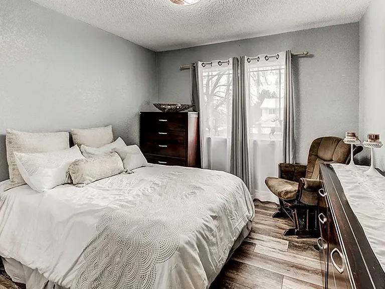 504 S Laredo Cir #1 — Photo 9