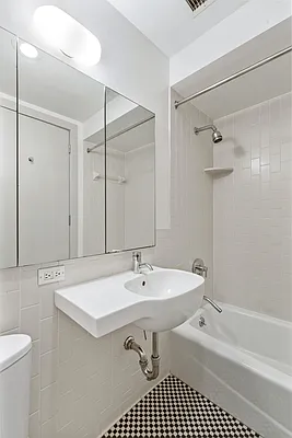 Rented by Corcoran | media 26