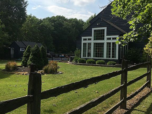 5th image of 2990 Mill Gate Dr