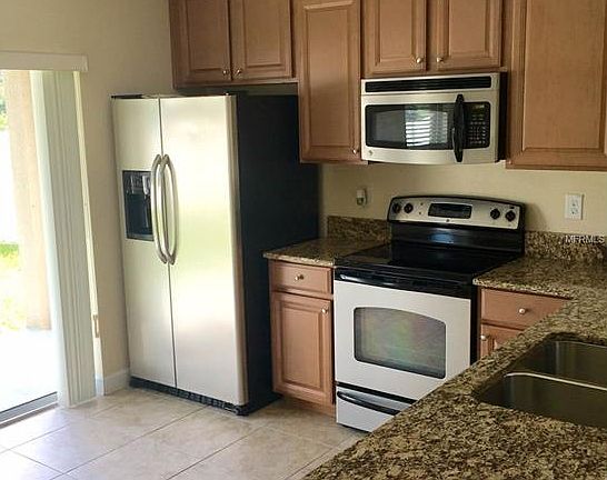5th image of 12513 Chenwood Ave