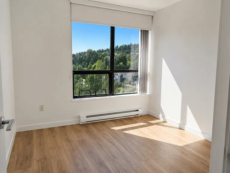2982 Burlington Dr #1002 — Photo 4