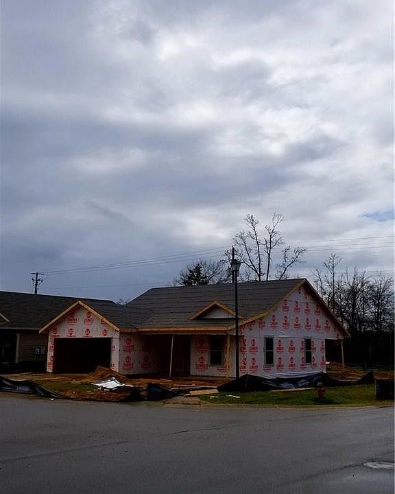 1st image of 6201 Mimosa Gardens Cir