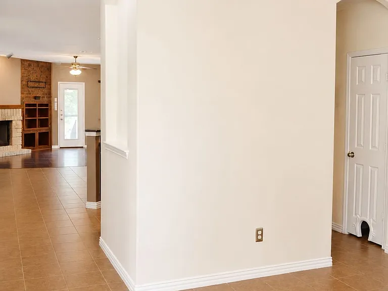5803 Siltstone Loop — Photo 3