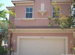 1069 NE 39th Ave, Homestead, FL 33033