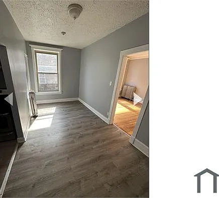 4825 S King Dr #2 — Photo 6