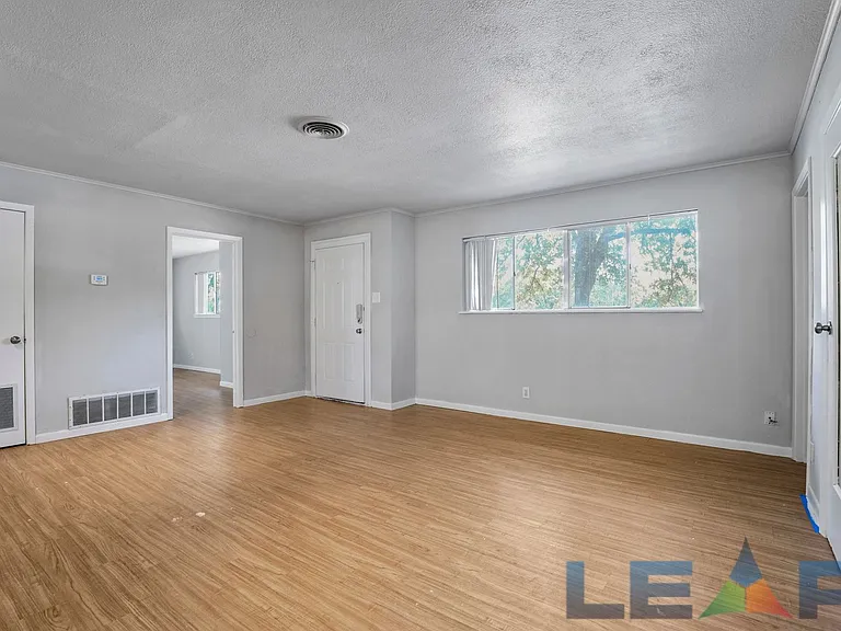 1917 Jacqueline Dr — Photo 5