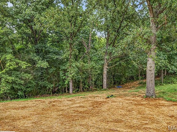 5th image of 1527 Koch Ln