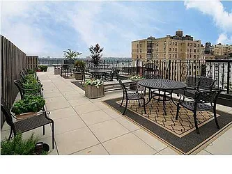 Rented by Domus Realty