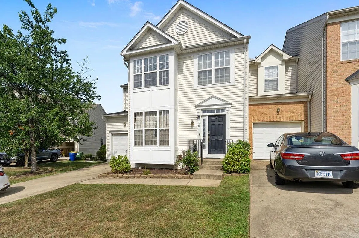 5 bed, 4.0 bath, 3222 sqft, $3,150 — Photo 4