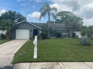 8609 Viva Via Dr, Hudson, FL 34667