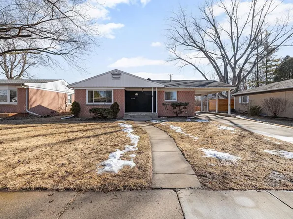 W64N412 Madison AVENUE, Cedarburg, WI 53012