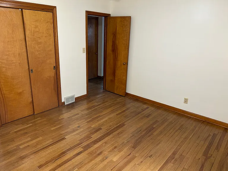 835 W College Rd — Photo 4