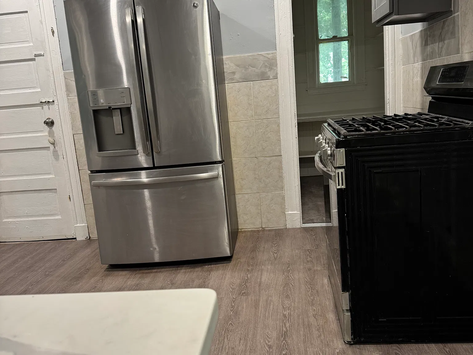 4 bed, 1500 sqft, $3,800 — Photo 4