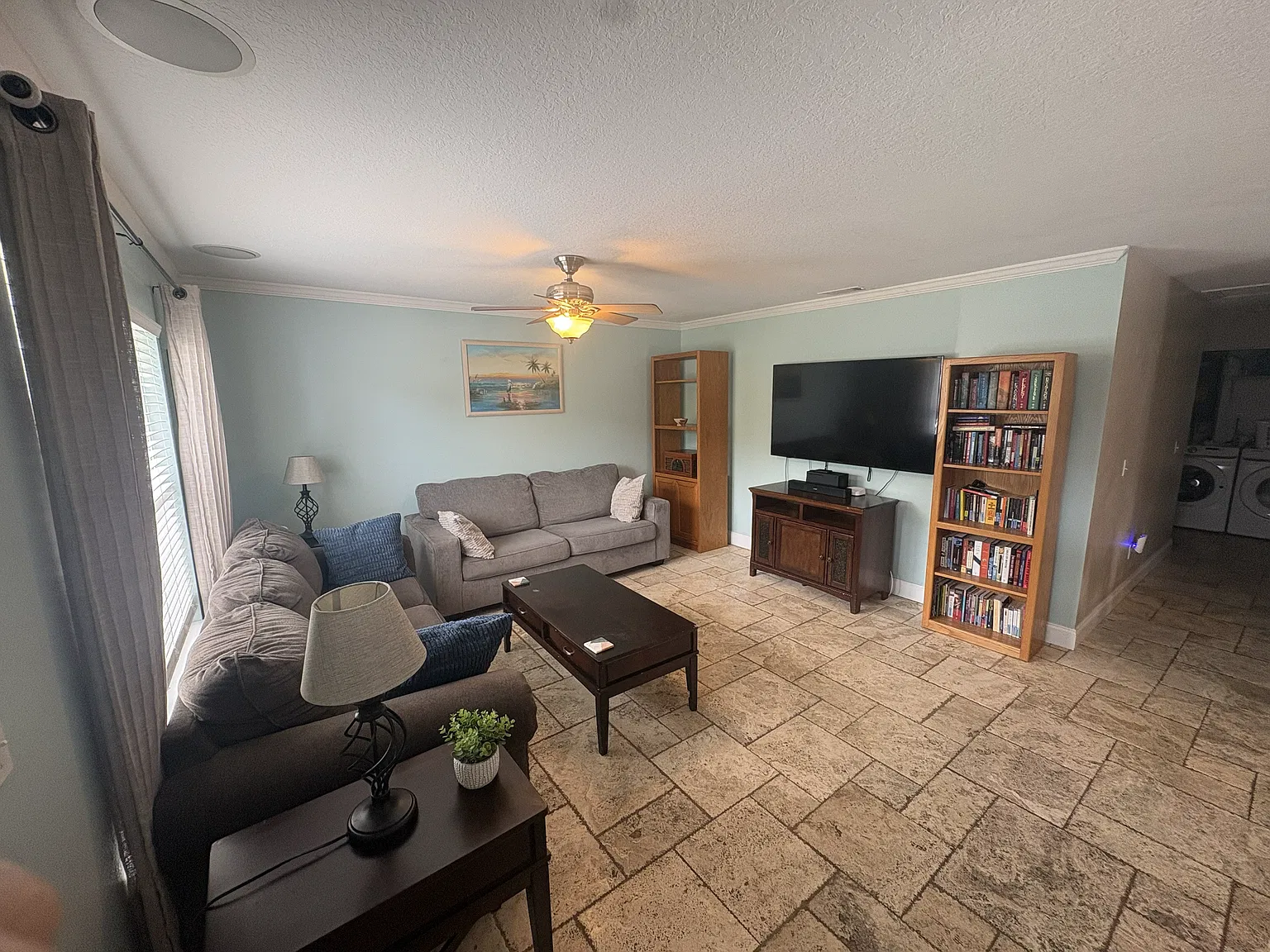 3 bed, 1230 sqft, $3,250 — Photo 4