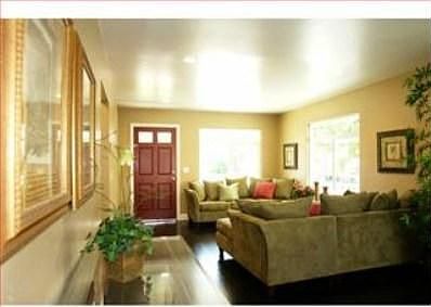 2nd image of 1221 Magnolia Ave