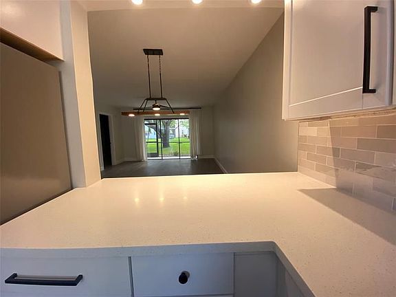 5th image of 1505 Congressional Way #1505