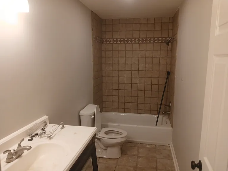 128 Rock Creek Dr — Photo 6