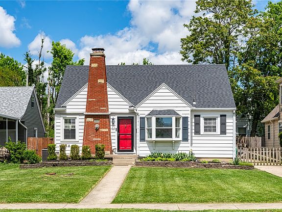 2nd image of 1015 Croyden Dr