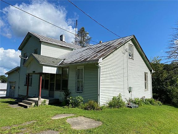 2nd image of 1117 E Main St
