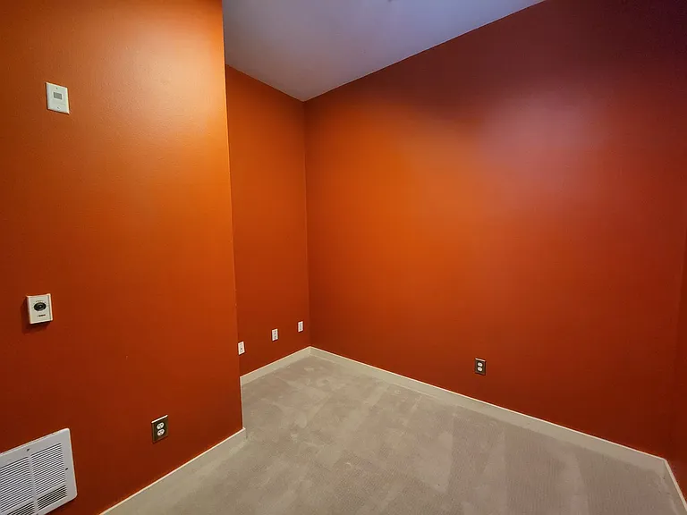 511 7th Ave #205 — Photo 3