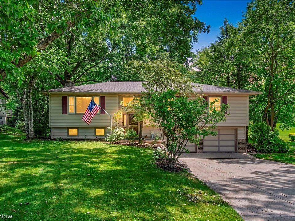 1st image of 295 Hillsdale Cir